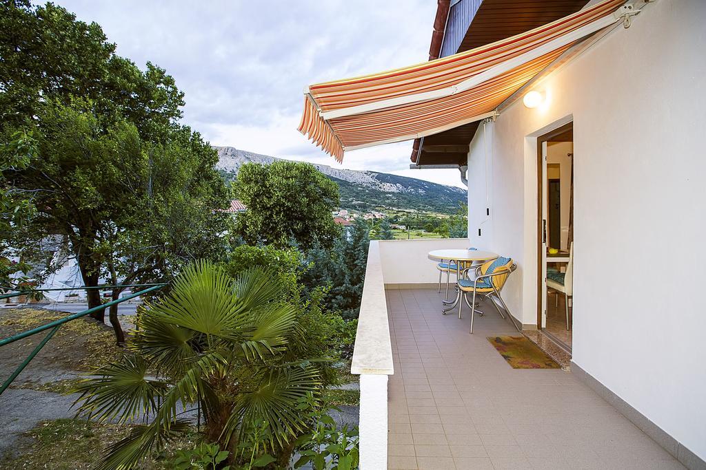 Apartments Juranic Baška Kamer foto