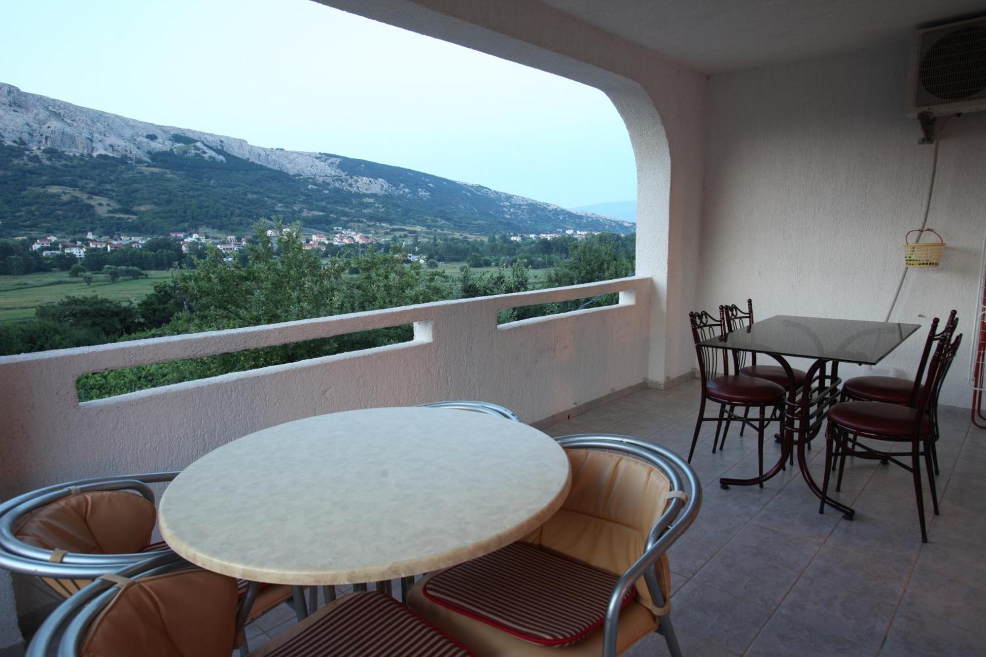 Apartments Juranic Baška Buitenkant foto